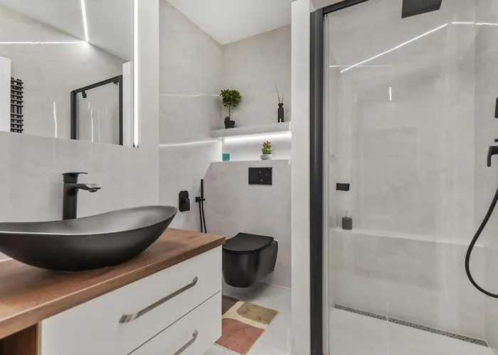 Garden Apartman - With Parking شقة *