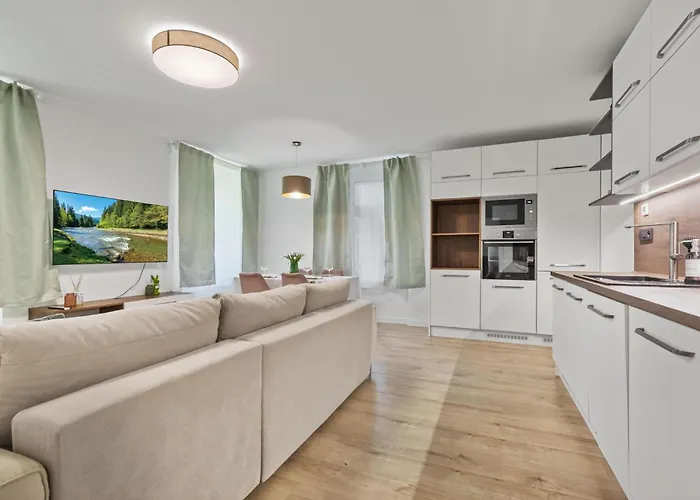 Apartmán Garden Apartman - With Parking